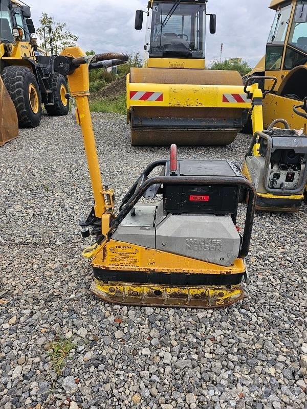 Wacker DPU4045H Віброплити та вібротрамбовки