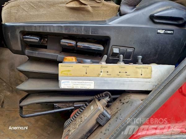 DAF CF 85 8X2 360 Вантажівки з гаковим підйомом