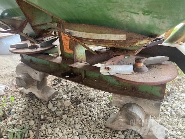 Amazone ZA-U 1500 Розсіювач мінеральних добрив