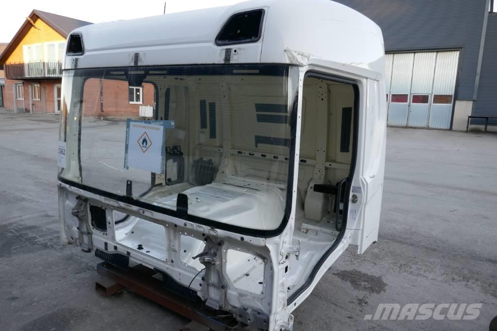 Scania P 410 Кабіни