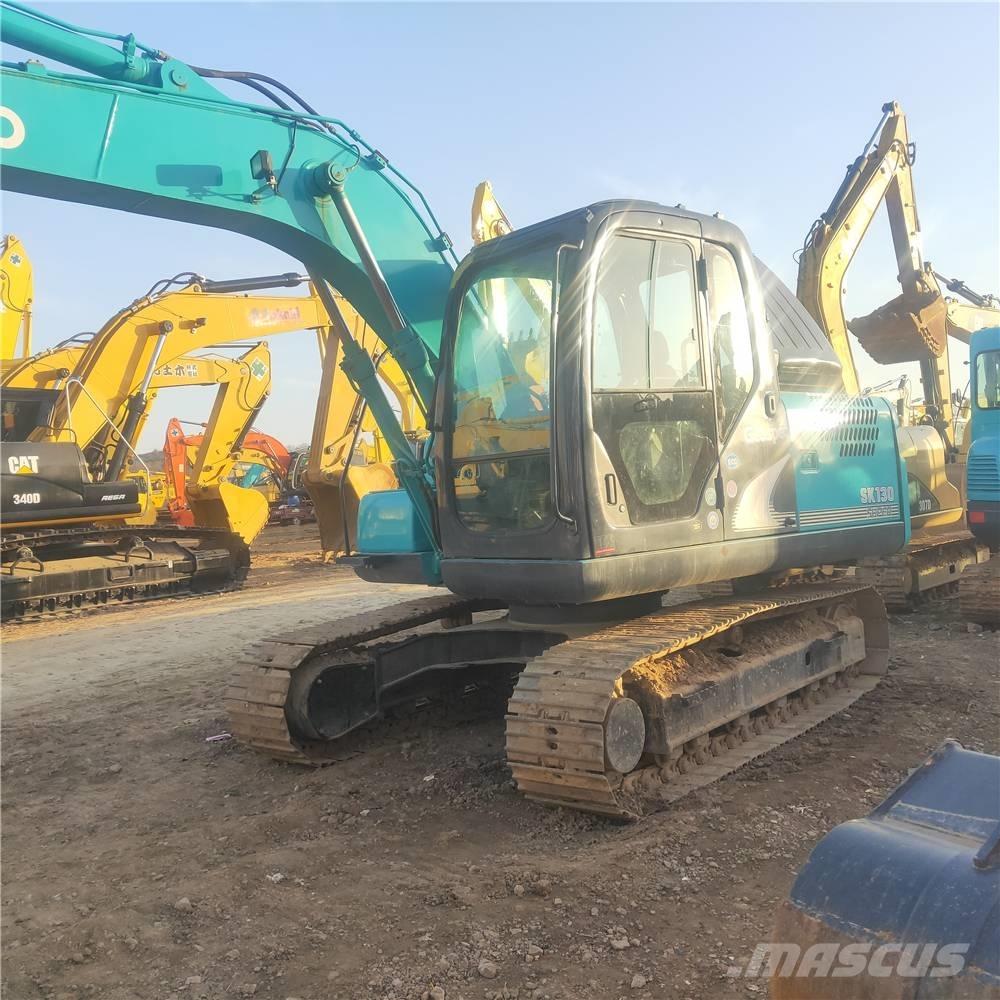 Kobelco SK130 Гусеничні екскаватори