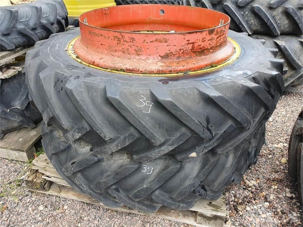 Goodyear 136-38 x2 Колеса