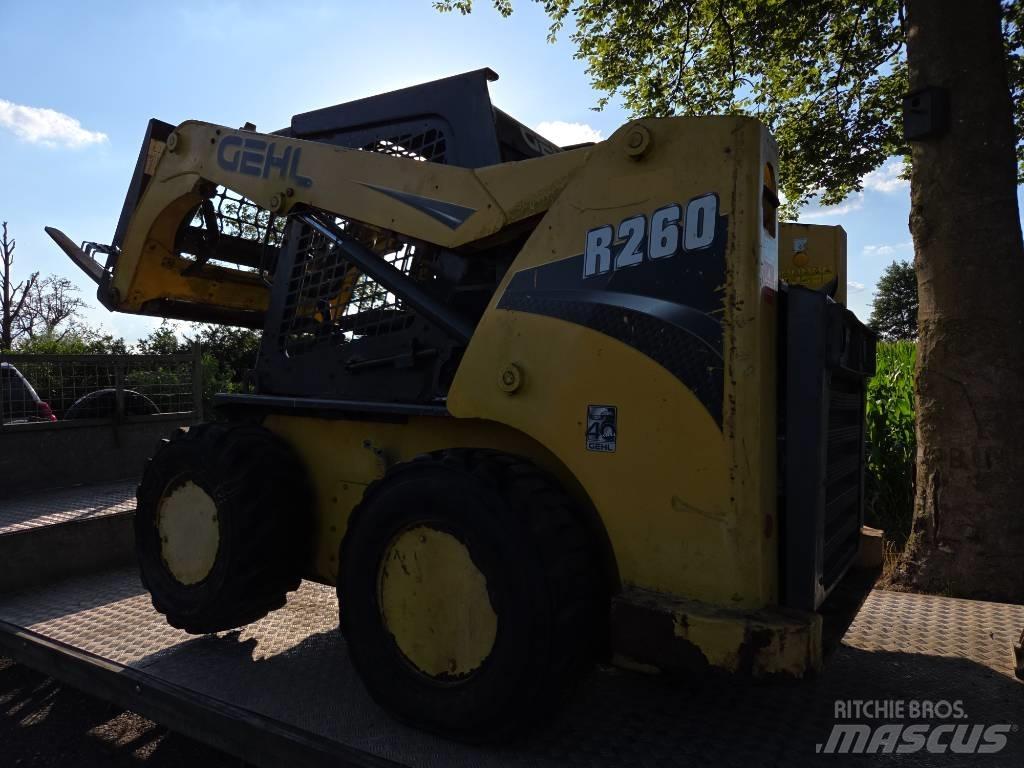 Gehl R 260 DEFECT!! Міні-навантажувачі