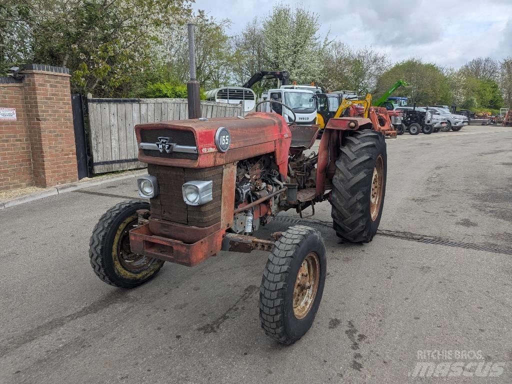 Massey Ferguson 165 Трактори