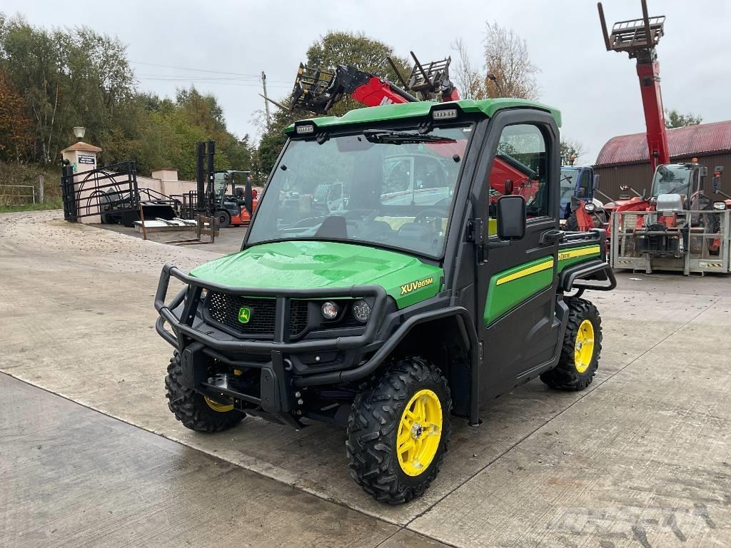 John Deere XUV 865M Телескопічні навантажувачі