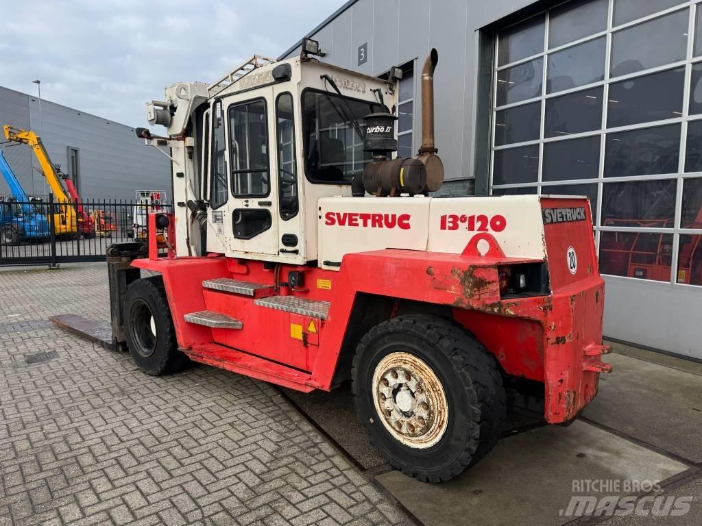 Svetruck 13,6- 1200 Дизельні навантажувачі