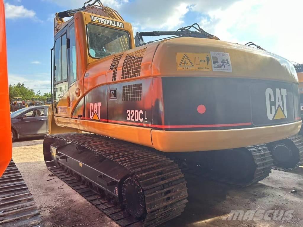 CAT 320 C Гусеничні екскаватори