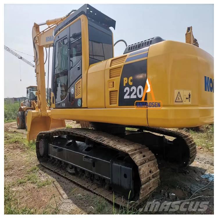 Komatsu PC 220-8 Гусеничні екскаватори