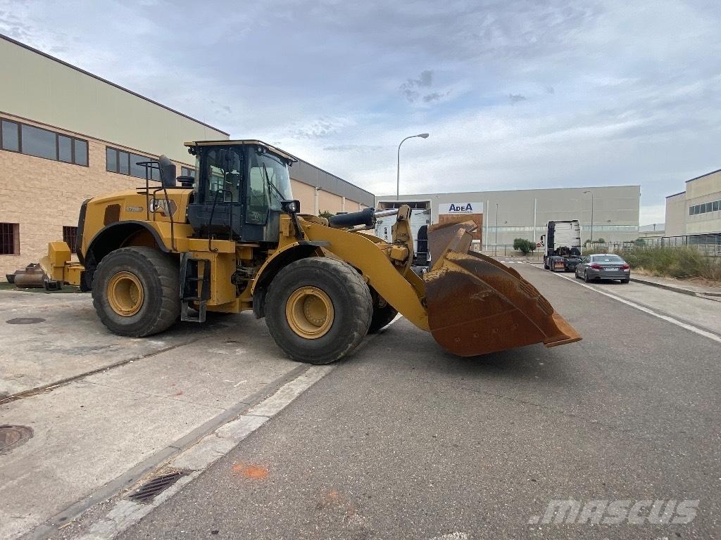 CAT 972 M Фронтальні навантажувачі