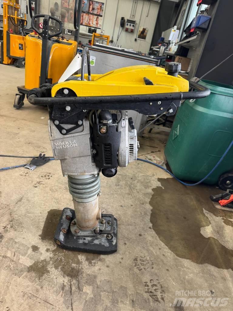 Wacker Neuson BS50-2 Трамбувальники
