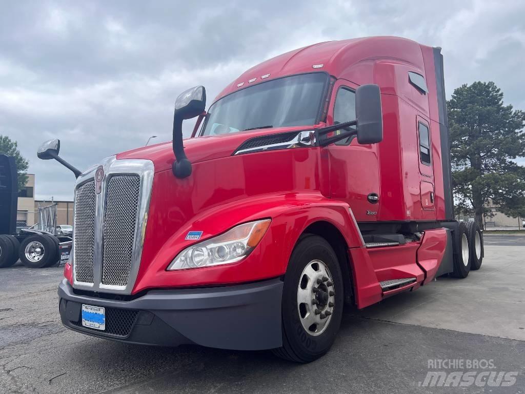 Kenworth T 680 Тягачі