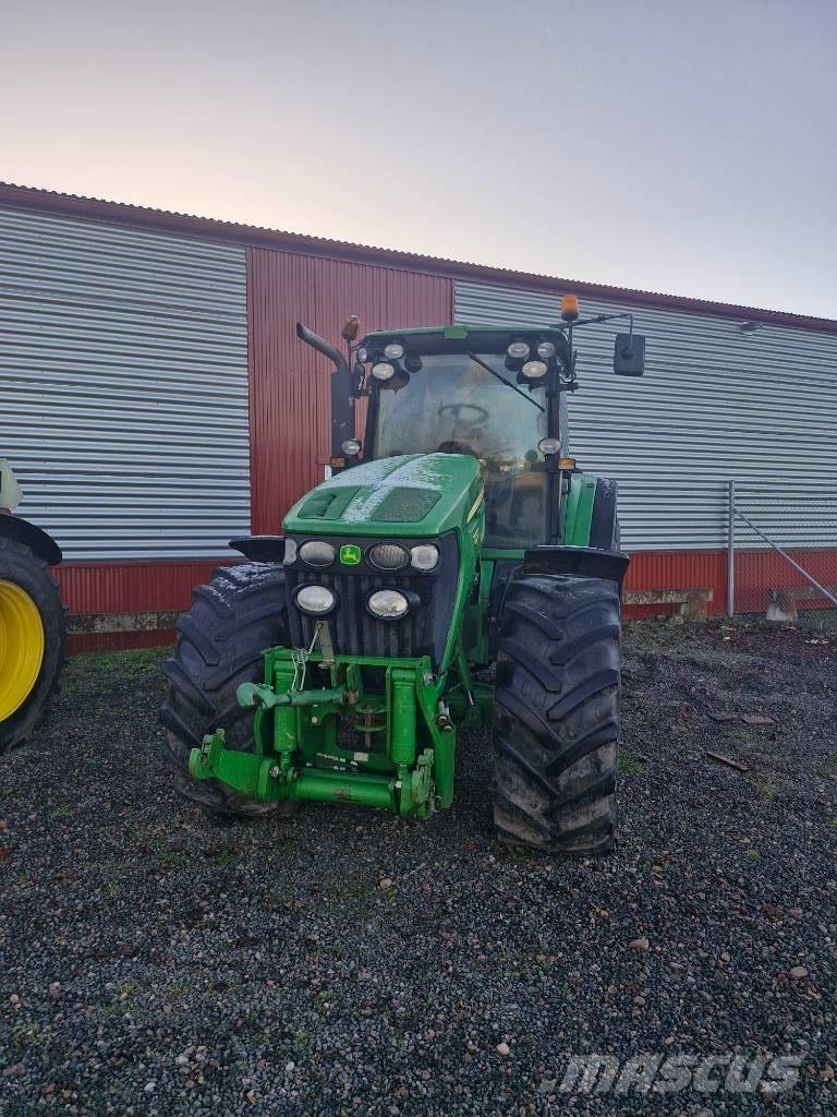 John Deere 7730 Трактори