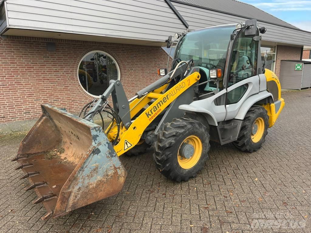 Kramer 380 shovel Фронтальні навантажувачі