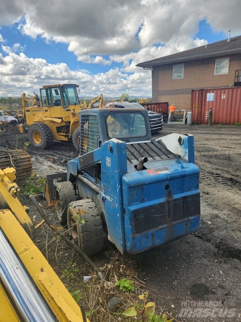 Bobcat 863 Міні-навантажувачі