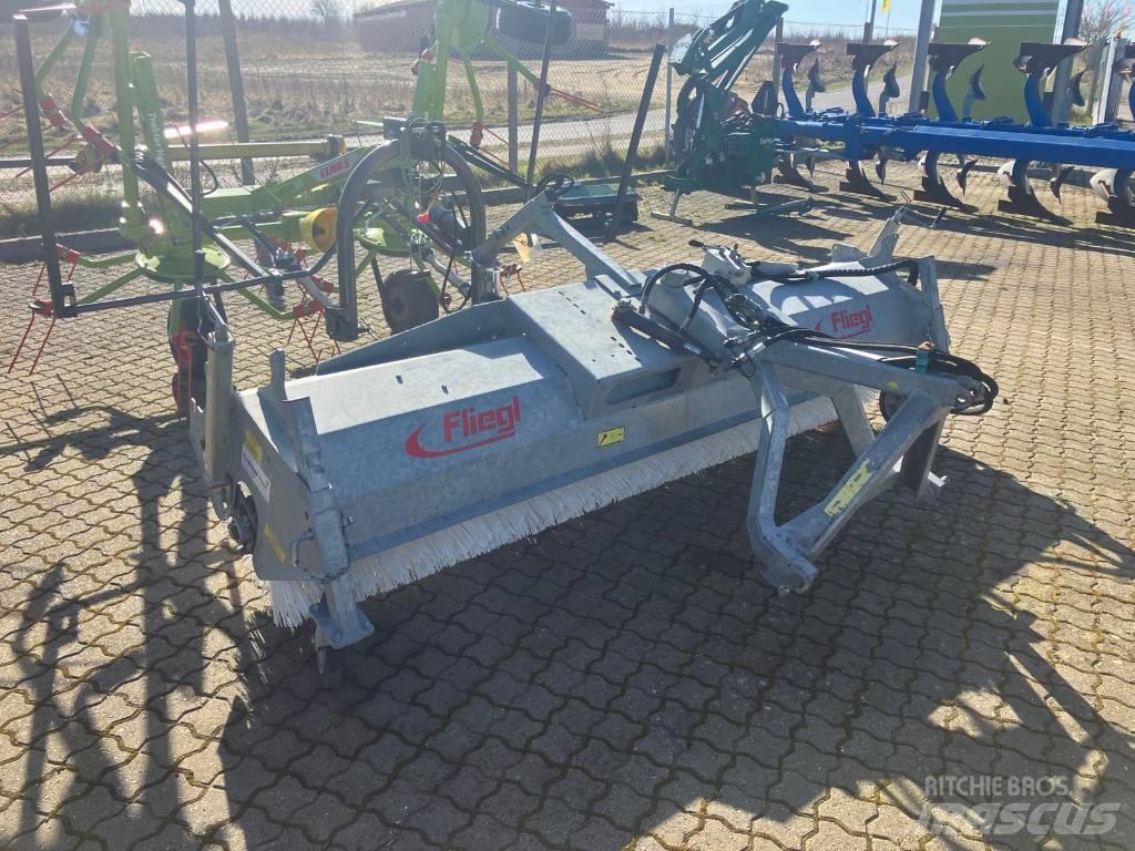 Fliegl Kost 2,8 m. Інше додаткове обладнання для тракторів