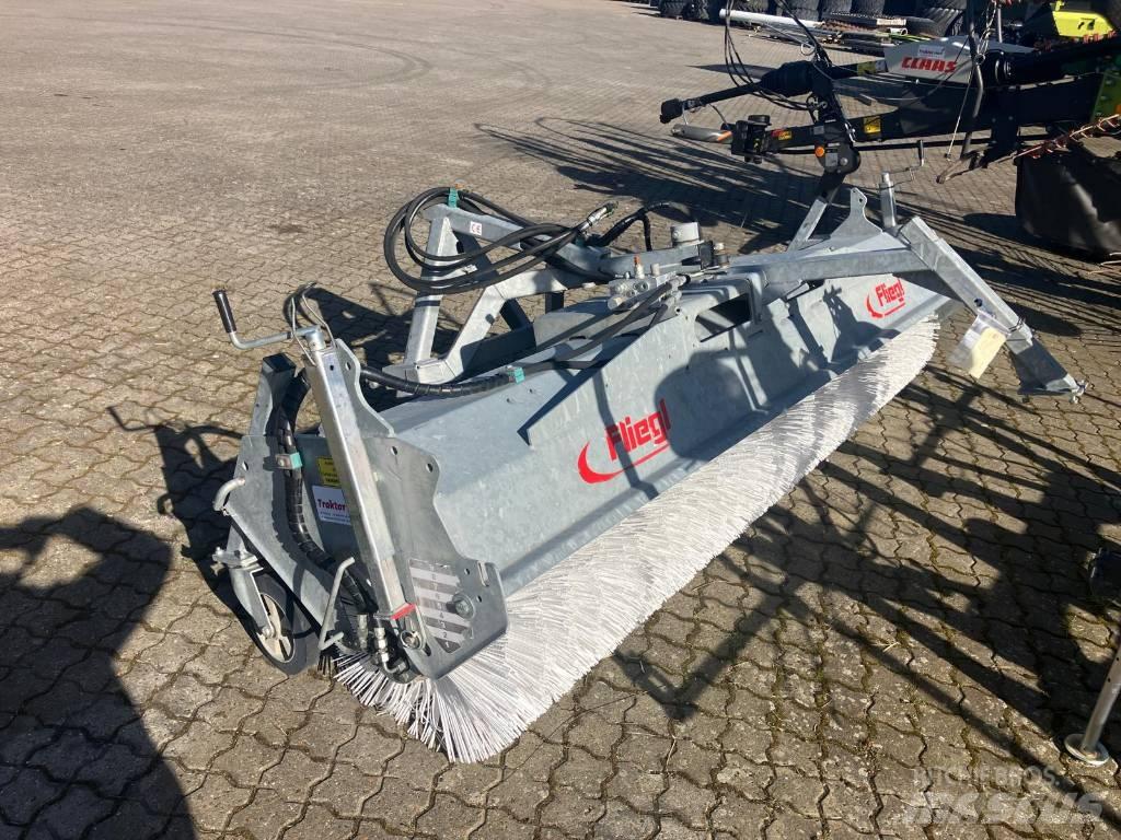 Fliegl Kost 2,8 m. Інше додаткове обладнання для тракторів