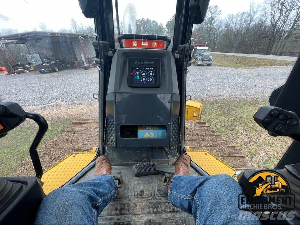 John Deere 750L Гусеничні бульдозери