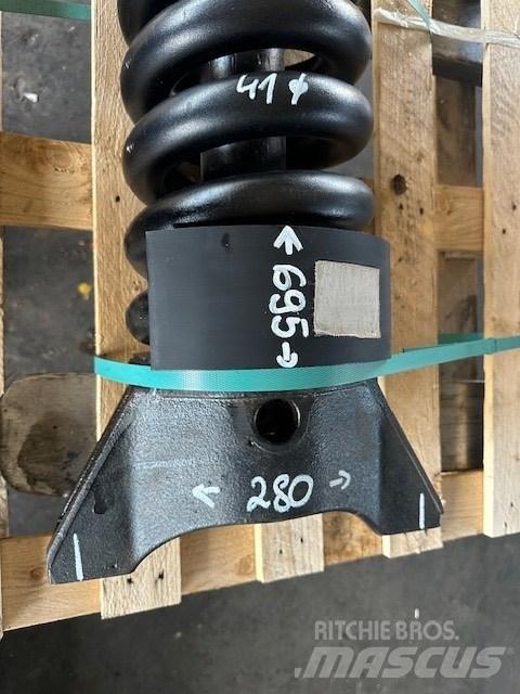 Doosan NAPINACZ Гусениці