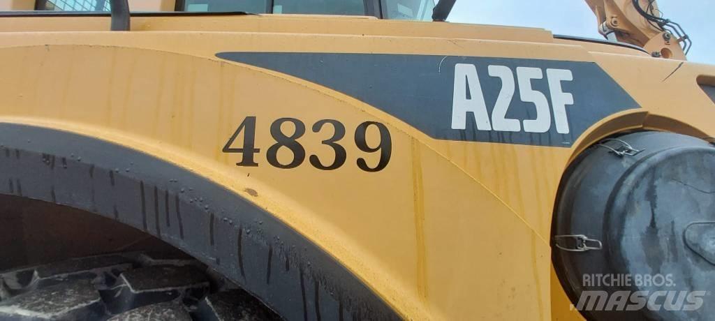 Volvo A 25 F Зчленовані самоскиди