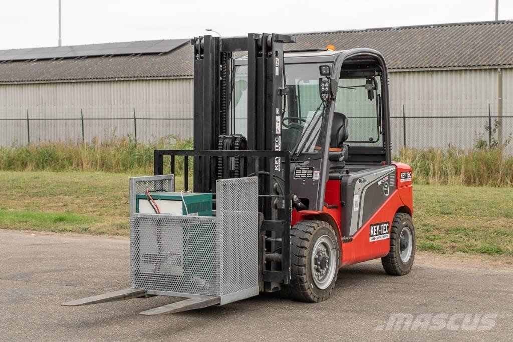 Manitou ME 450 Електронавантажувачі