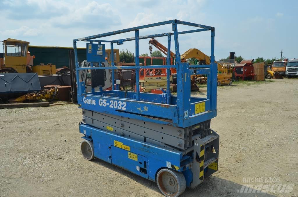 Genie GS 2032 Підйомники-ножиці