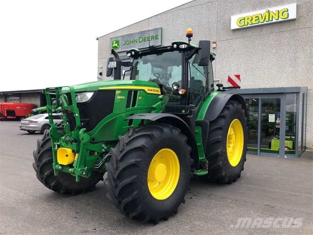 John Deere 6R215 Трактори