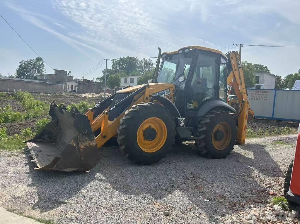 JCB 4 CX Екскаватори-навантажувачі