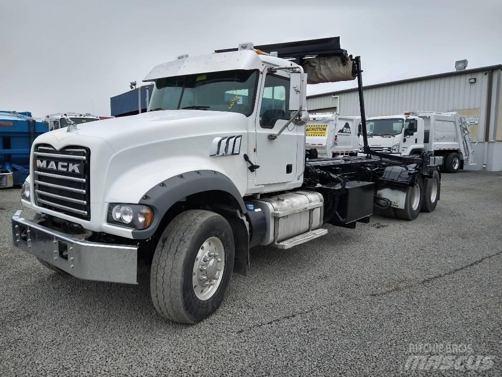 Mack GU713 Сміттєвози