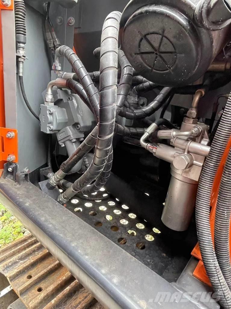 Hitachi ZX 70 Міні-екскаватори < 7т