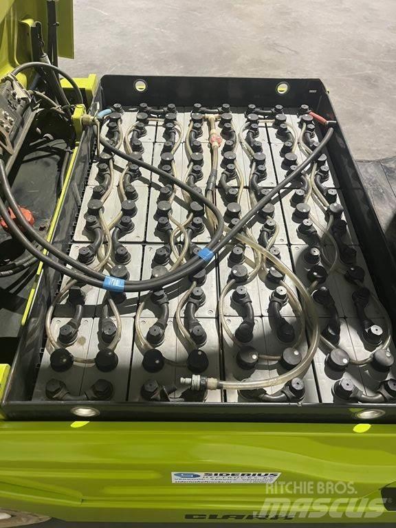 Clark GEX30S Електронавантажувачі