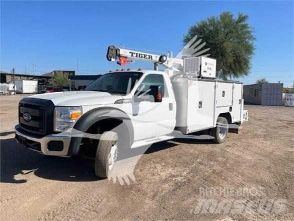 Ford F550 Будтехніка - Інші