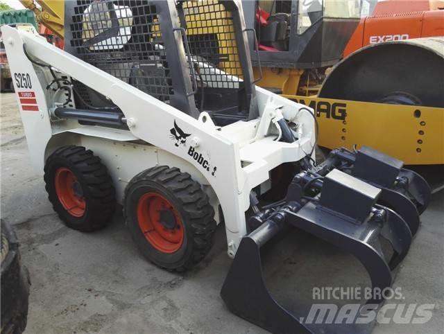 Bobcat S 250 Міні-навантажувачі