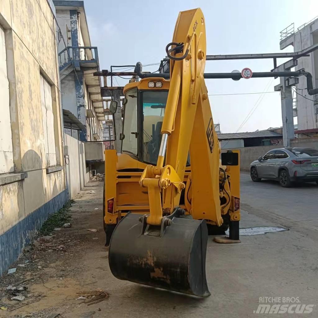 JCB 4CX Екскаватори-навантажувачі