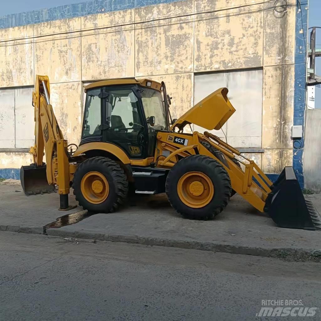 JCB 4CX Екскаватори-навантажувачі
