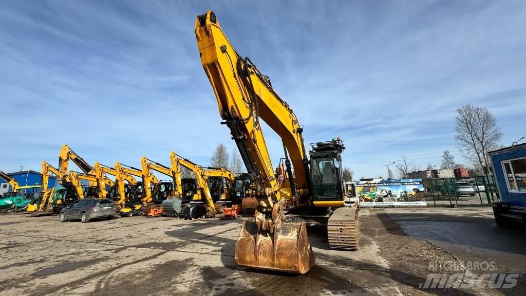 JCB JS 220 LC Гусеничні екскаватори