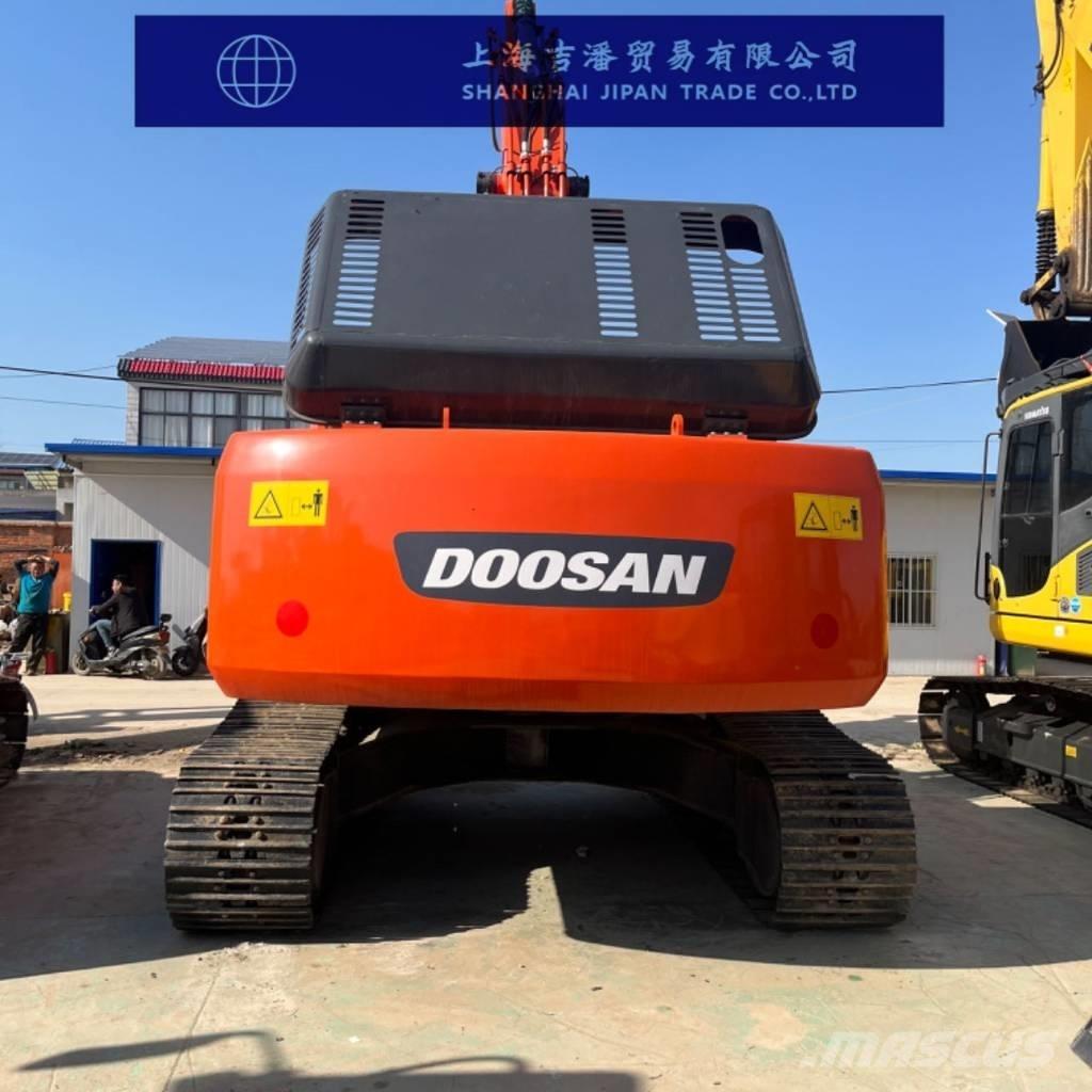 Doosan DX 300 Гусеничні екскаватори
