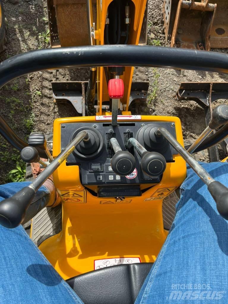 JCB 8008 CTS Міні-екскаватори < 7т