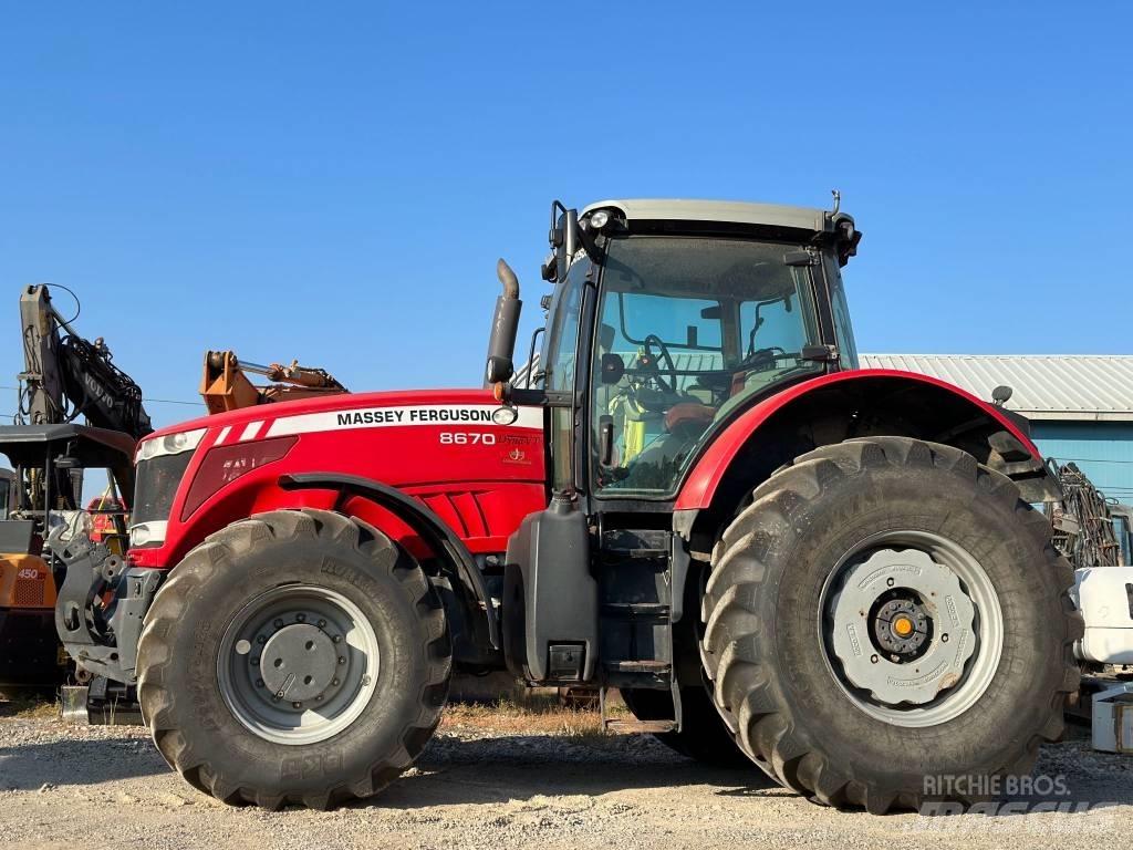 Massey Ferguson 8670 Трактори