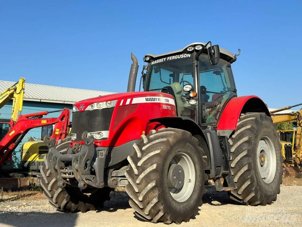 Massey Ferguson 8670 Трактори