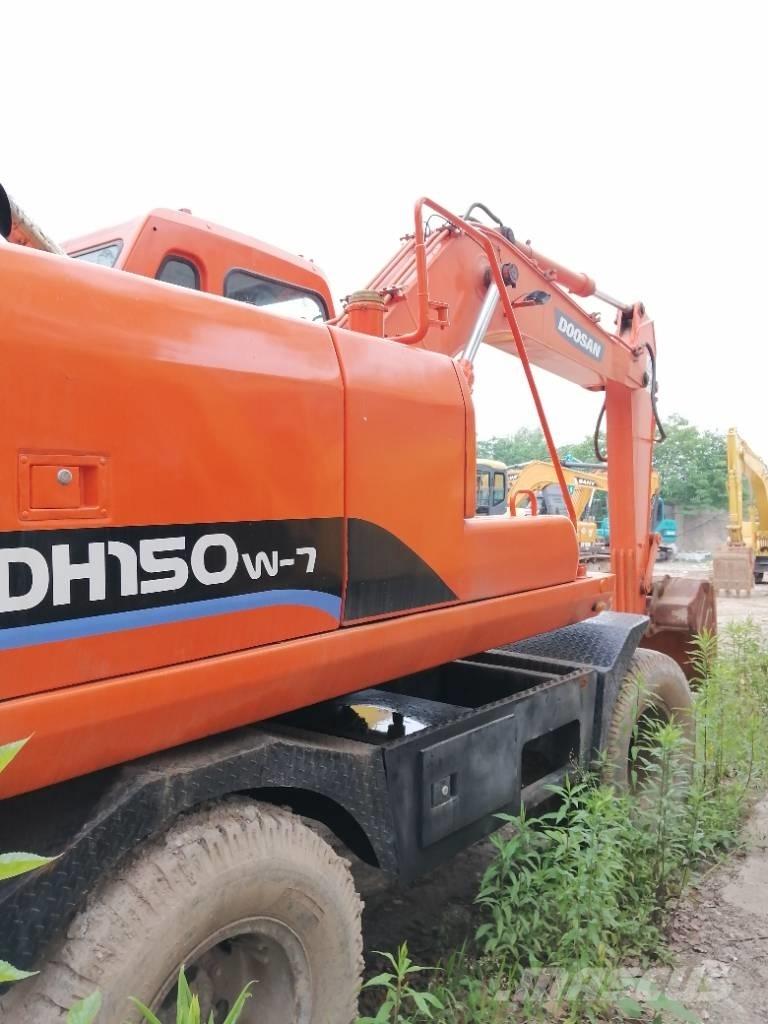 Doosan DH 150 W-7 Гусеничні екскаватори