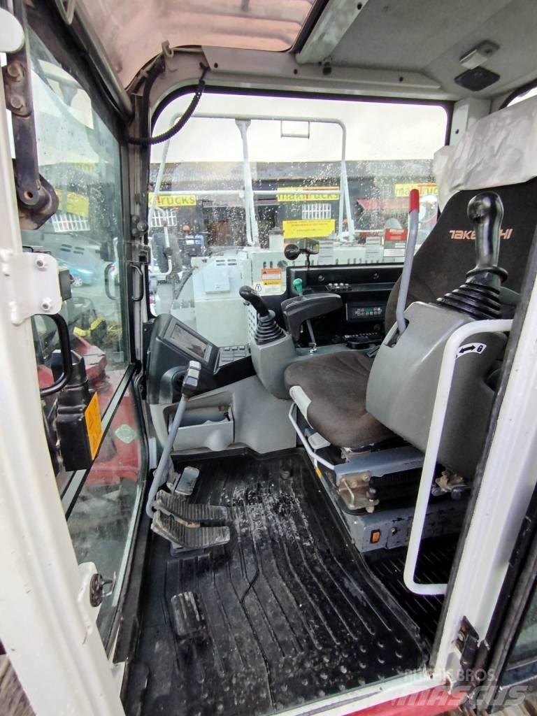 Takeuchi TB2150 Середні екскаватори 7т. - 12т.