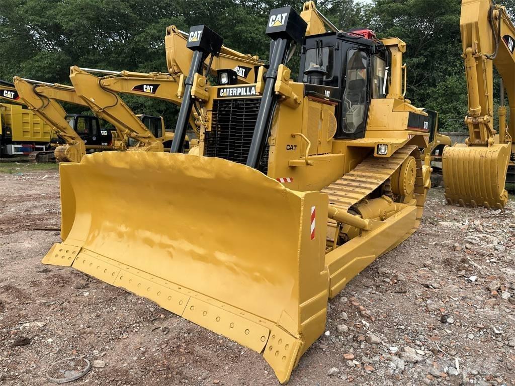 CAT D7R Гусеничні бульдозери