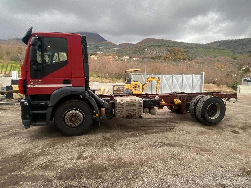 Iveco STRALIS 190S31 Автовози