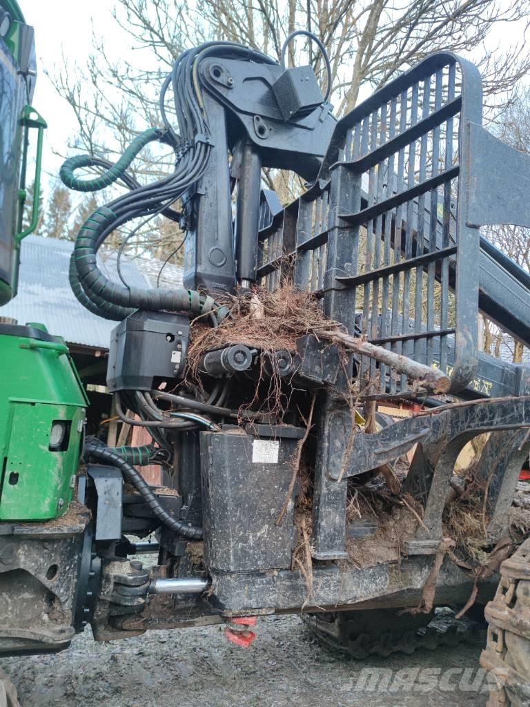 John Deere 1110 E Форвардери