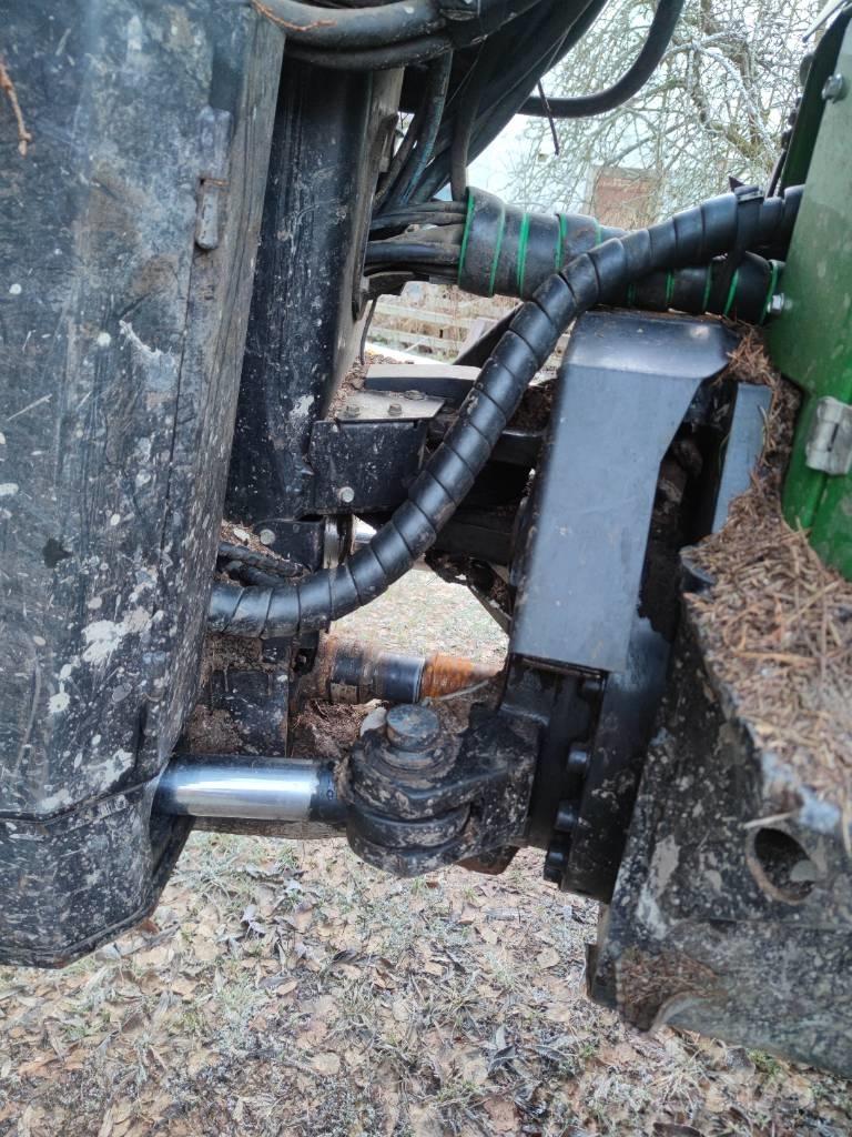 John Deere 1110 E Форвардери