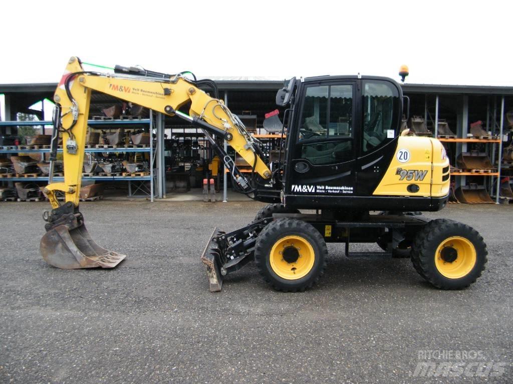 Yanmar B95W Колісні екскаватори