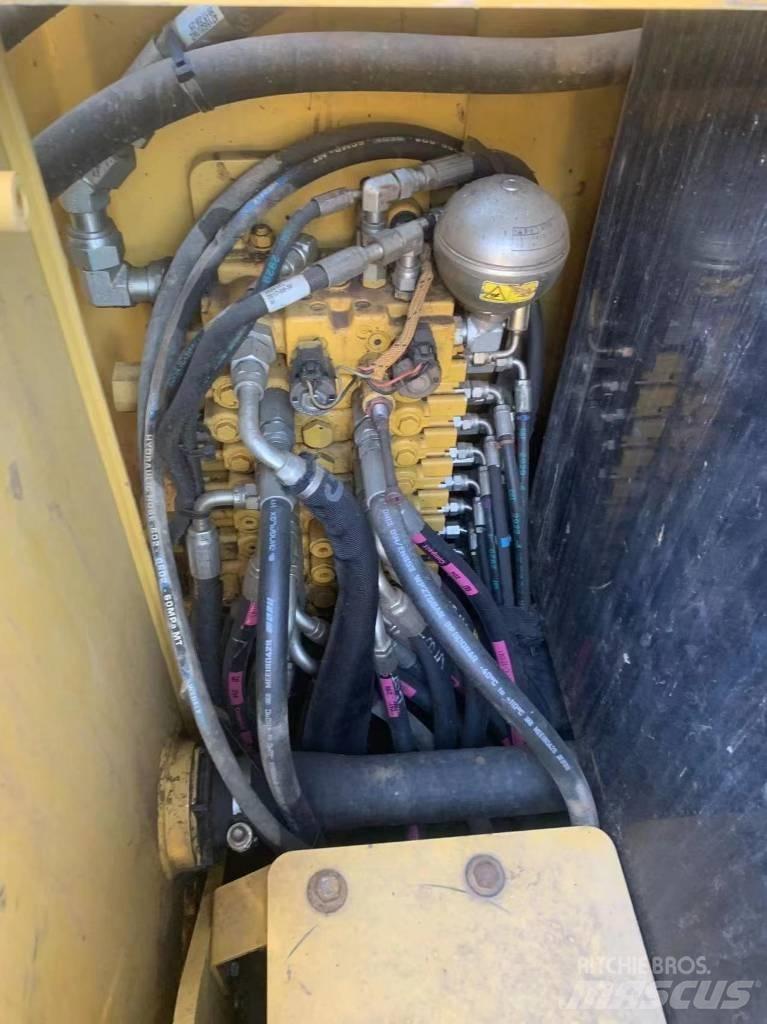 CAT 305.5e2 Гусеничні екскаватори