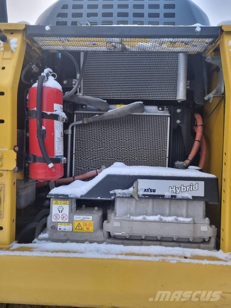 Komatsu HB 215 LC-2 Гусеничні екскаватори