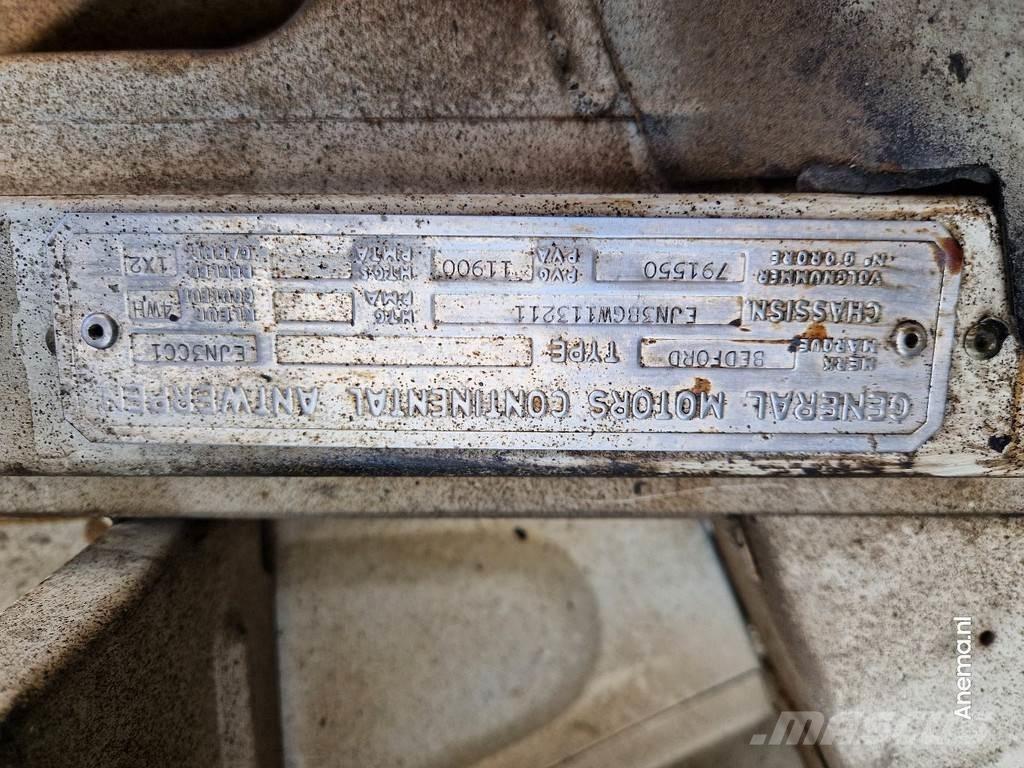 Bedford TK 1020 Тягачі