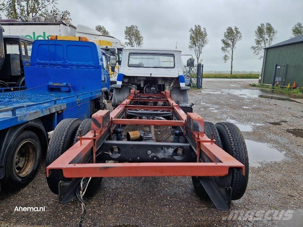 Bedford TK 1020 Тягачі